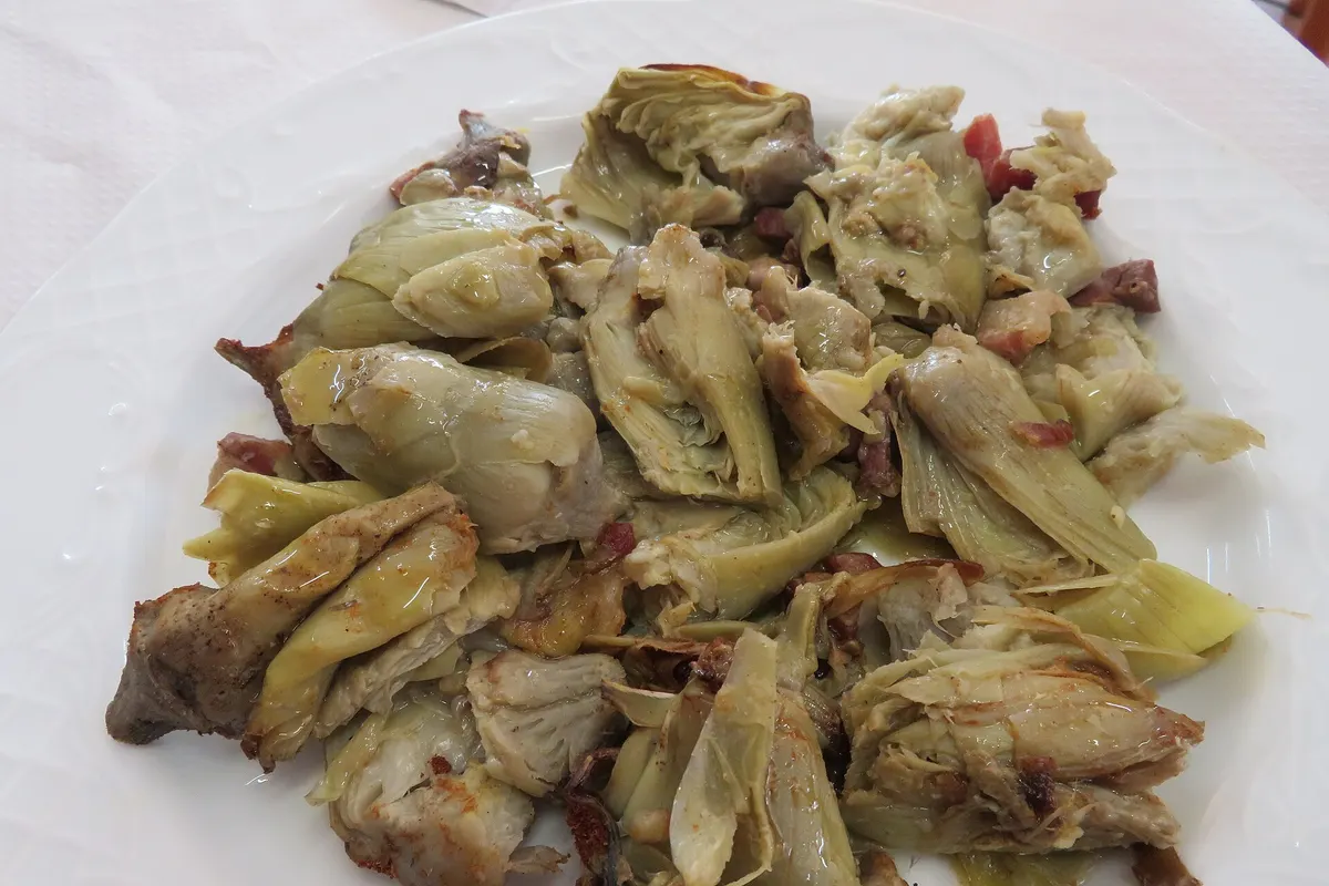 Alcachofas con jamón — receta andaluza de Granada