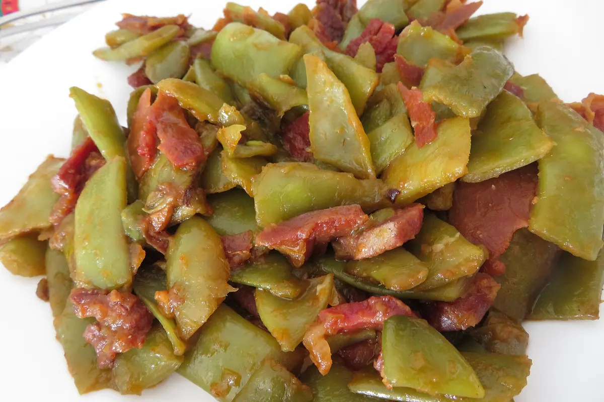 Habichuelas verdes con jamón — receta andaluza de Granada