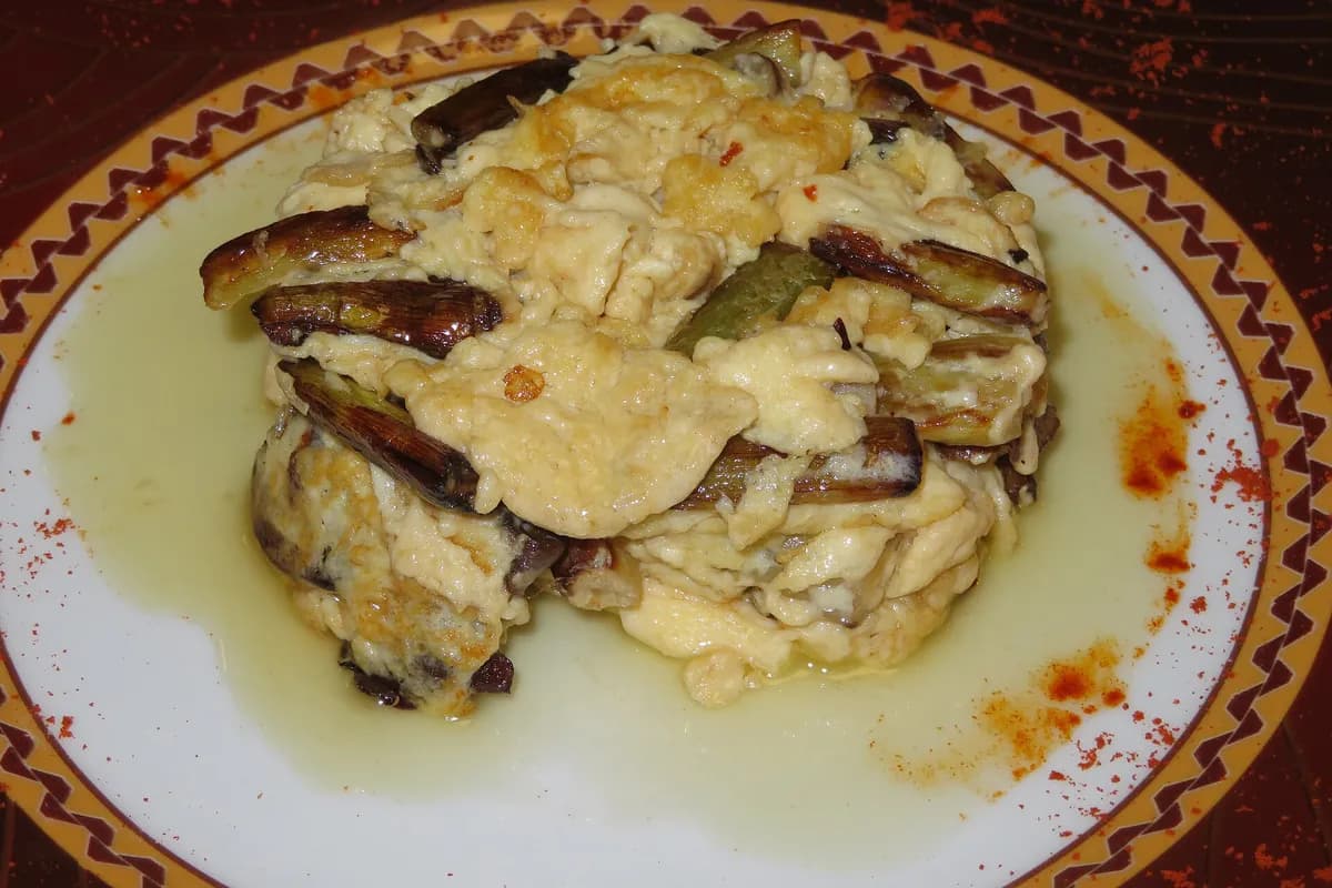 Revuelto de ajetes — receta andaluza de Almería